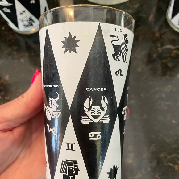 Vintage Jeanette Harlequin Zodiac Astrological 8 glasses and 1 ice bucket - Picture 7 of 8